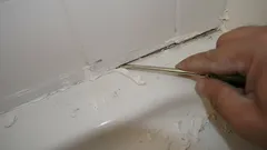 Silikónové škáry budú snehobiele za 30 minút: rýchla metóda ich vybielenia